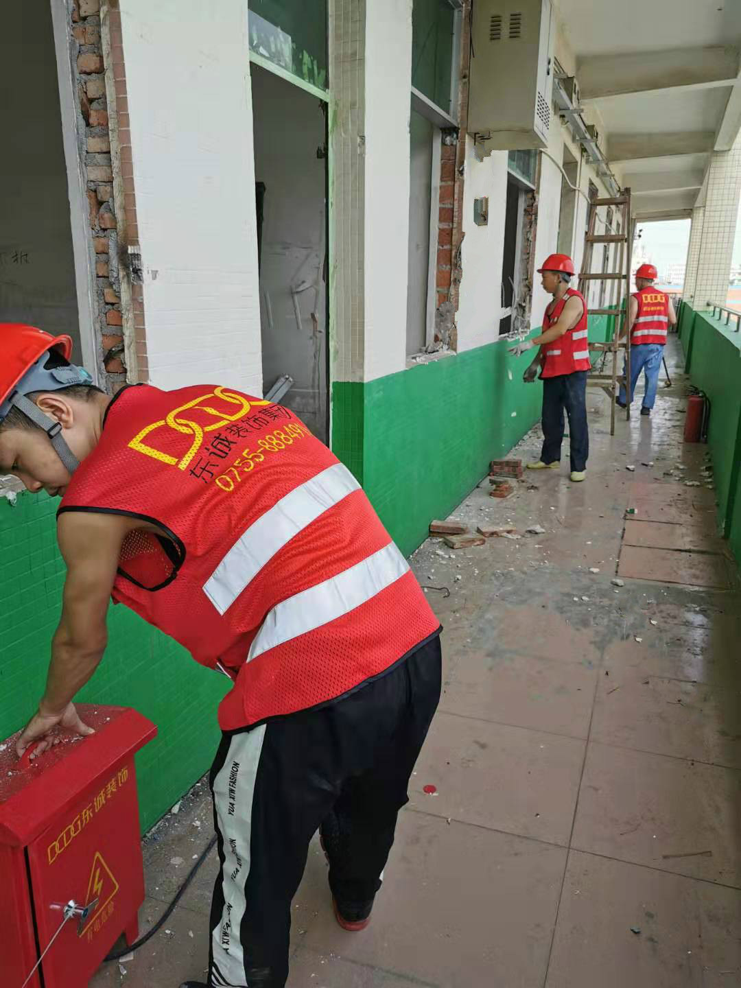 2_meitu_2.jpg 2_meitu_2.jpg